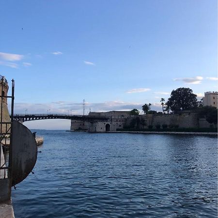 Downtown Lodge Museum تارانتو المظهر الخارجي الصورة